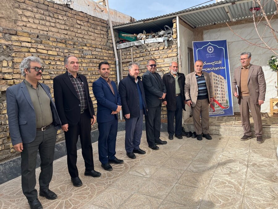 به مناسبت دهه فجر ، دو واحد مسکن مددجویی تحت حمایت بهزیستی ابهر افتتاح شد