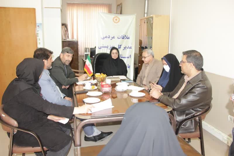 ملاقات مردمی مدیرکل بهزیستی استان اصفهان همزمان با ایامالله دهه مبارک فجر