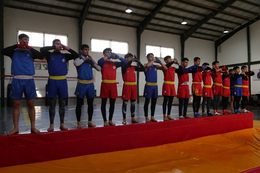  سرمربی و ملی‌پوشان نوجوانان و جوانان ووشو ایران به صف داوطلبان پویش «سلام محله» پیوستند