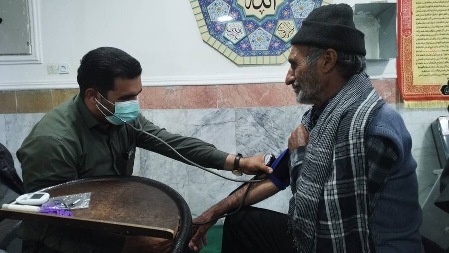 برپایی ایستگاه سلامت ویژه سالمندان در مرکز «مهر و گفتگو»
