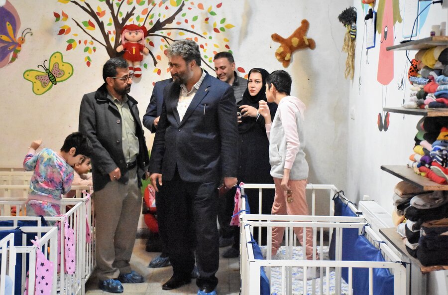 بازدید دستگاه‌های عضو شورای رفاه از مرکز "کلبه مهر"