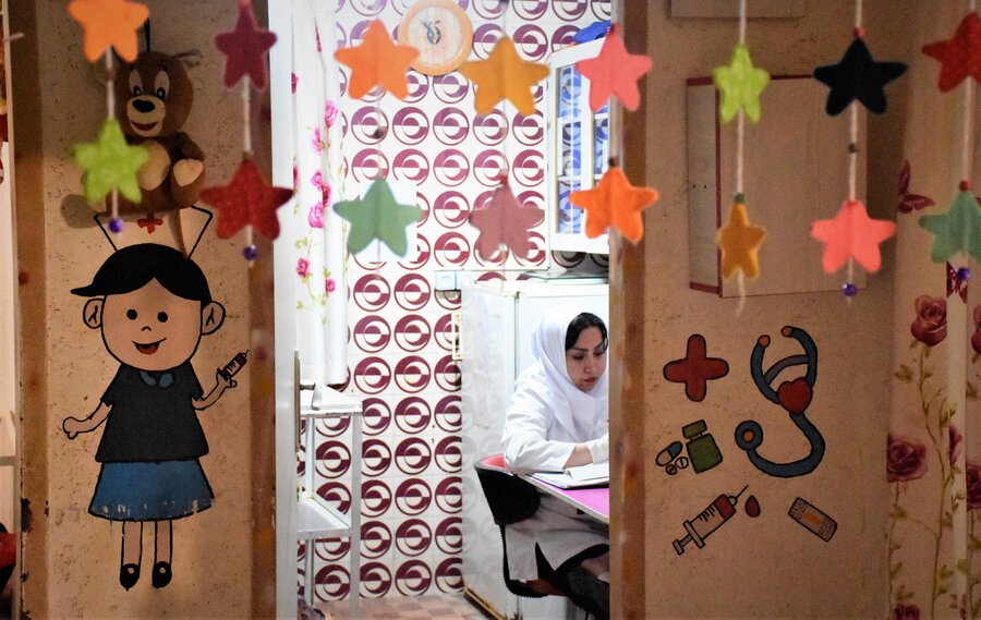 بازدید دستگاه‌های عضو شورای رفاه از مرکز "کلبه مهر"