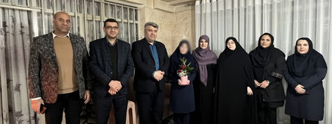 ساوجبلاغ | تجلیل فرماندار از جوان رهسپار شده به زندگی مستقل / به مناسبت هفته جوان