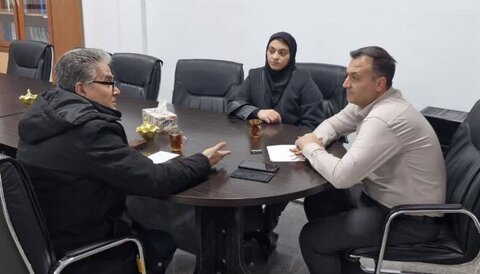 نشست مشترک بهزیستی و شهرداری چهاربرج در راستای‌ همکاری در اجرای پویش «سلام محله»