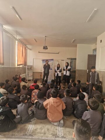 بهارستان | مدرسه امام رضا (ع) منطقه شادچای میزبان اجرای «پویش سلام محله»