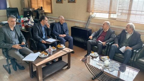 رباط کریمی | نشست صمیمی با رئیس کمیته امداد و معتمدین محله شهرستان