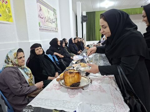 جشنواره غذاهای بومی و محلی در کامیاران برگزار شد