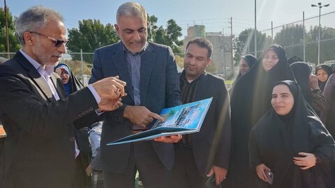 آغاز پویش «سلام محله» در بوشهر با استقبال پرشور مردم و حضور گسترده دستگاه‌های اجرایی