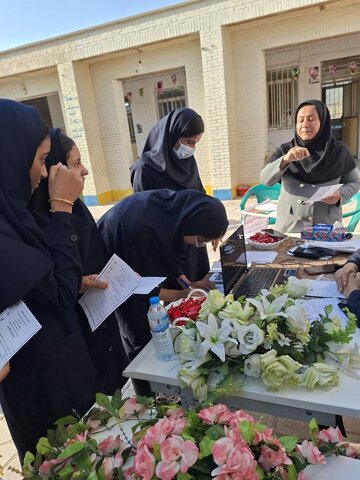 آغاز پویش «سلام محله» در بوشهر با استقبال پرشور مردم و حضور گسترده دستگاه‌های اجرایی