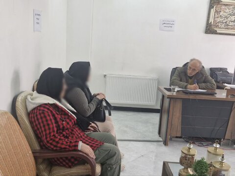 ساوجبلاغ | به مناسبت دهه مبارک فجر / اجرای طرح مشاوره ژنتیک ویژه مددجویان بهزیستی در مرکز مثبت زندگی کد ۹۲۵۹