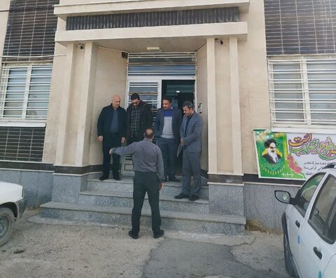 گزارش تصویری| بازدید اعضای کمیته مناسب سازی شهرستان کبودراهنگ از معابر و ساختمان اداری