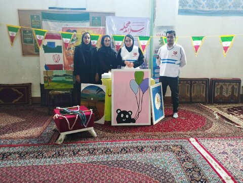 دهه فجر گرامی باد/حضور پرسنل اورژانس اجتماعی و مرکز کاهش آسیب در میز خدمت پویش «سلام محله»