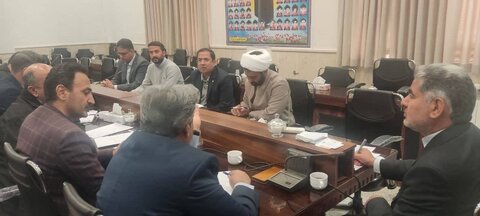 دهه فجر گرامی باد/ برگزاری جلسه کمیته اشتغال شهرستان عشق‌آباد با محوریت رفع موانع جذب تسهیلات اشتغال‌زایی