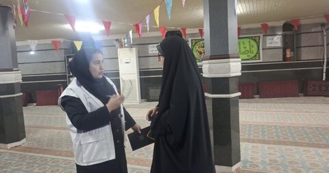 ساوجبلاغ | اجرای پویش ملی «سلام محله» و برپایی میز خدمت پاسخگویی در مسجد جامع شهر هشتگرد