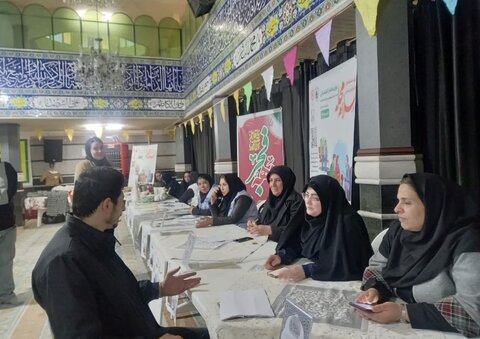 ساوجبلاغ | اجرای پویش ملی «سلام محله» و برپایی میز خدمت پاسخگویی در مسجد جامع شهر هشتگرد