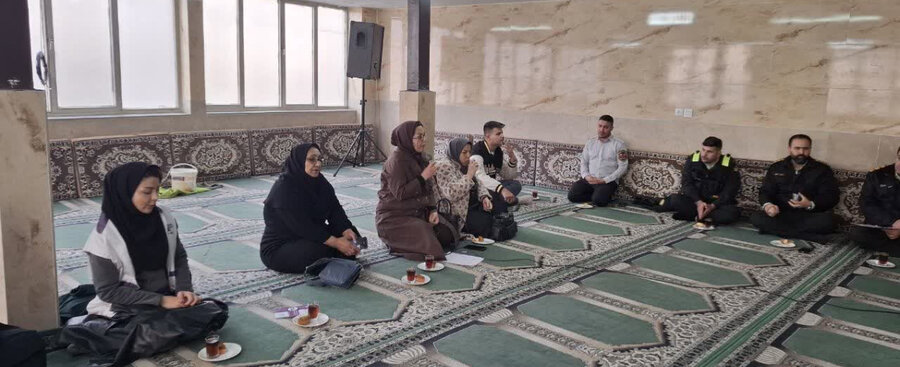 جلسه طرح "سازش محله‌ای" با هدف کاهش "تعارضات خانوادگی، همسایگی" برگزار شد