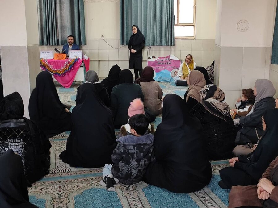 بهارستان | برگزاری کارگاه «خانواده و پیشگیری از آسیب های دوران نوجوانی» در قالب پویش سلام محله