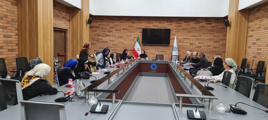 پانزدهمین نشست اعضای مرکز مهر و گفتگوی استان