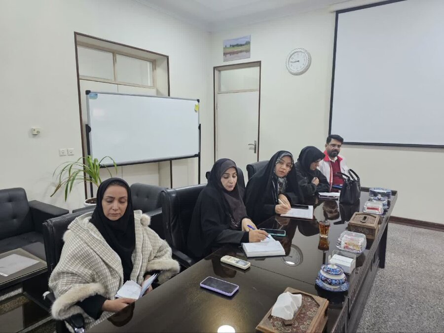 حضور بهزیستی در جلسه شورای اجتماعی استان یزد با محوریت رسیدگی به دانش‌آموزان بازمانده از تحصیل