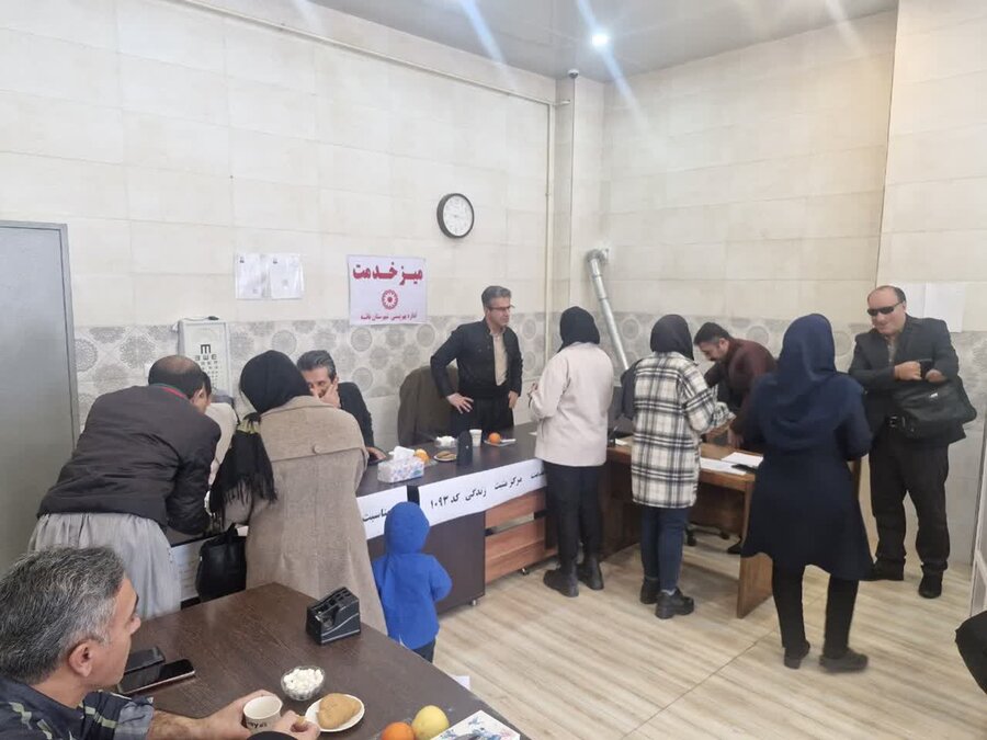 میز خدمت حضوری ادارات و پویش «سلام محله» در بانه برگزار شد