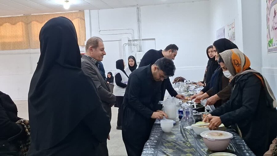 جشنواره غذاهای بومی و محلی در کامیاران برگزار شد