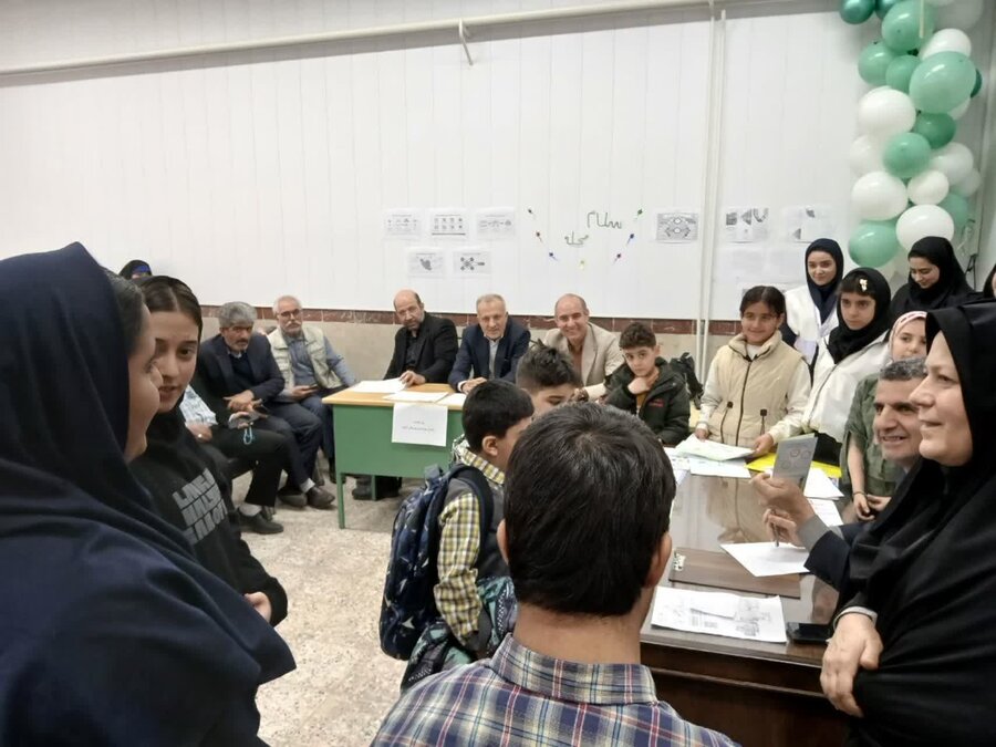 فرماندار شهرستان آبیک به پویش سلام محله پیوست