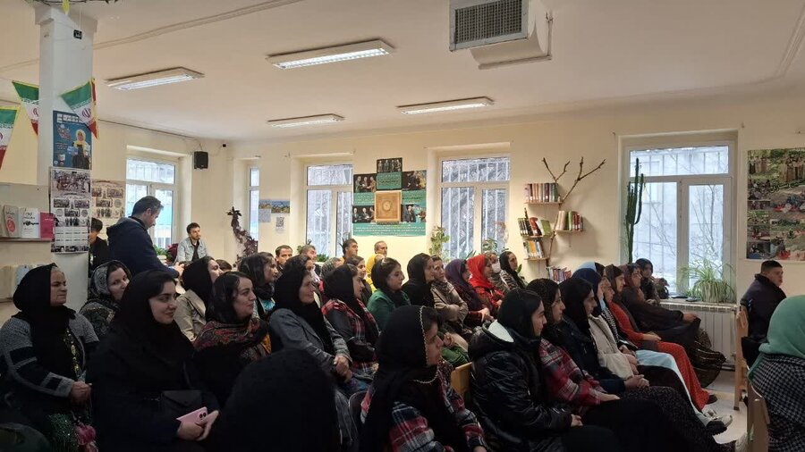 پویش سراسری "سلام محله "در مراکز مثبت زندگی سروآباد برگزار شد 
