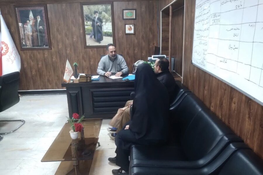 اشتهارد | ملاقات رئیس اداره بهزیستی شهرستان اشتهارد با جامعه هدف محترم
