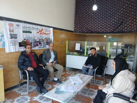 اصلاندوز|دیدار مسئول مرکز مثبت زندگی شهرستان اصلاندوز  با  کارشناسان کارگزاری بیمه در راستای پویش سلام محله