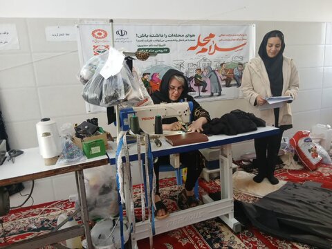 اصلاندوز| دیدار مسئول مرکز مثبت زندگی شهرستان اصلاندوز با خیاط ماهر  محله در راستای پویش سلام محله