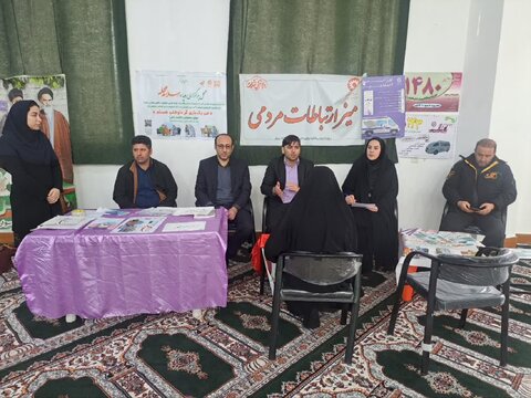 سرعین| برگزاری میز ارتباطات مردمی بهزیستی بیله‌ سوار به مناسبت دهه مبارک فجر
