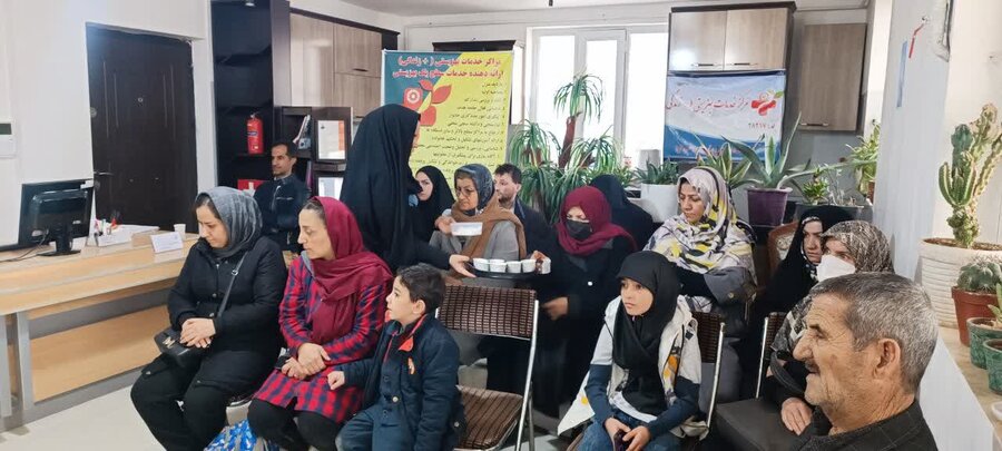 برگزاری پویش «سلام محله» در مرکز مثبت زندگی مریانج با ارائه خدمات گسترده رایگان