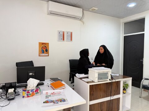 لامرد|بازدید رئیس اداره بهزیستی از مراکز مثبت زندگی در راستای استمرار ثبت‌نام پویش «سلام محله»