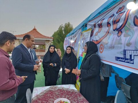 عسلویه|فرماندار عسلویه از غرفه‌های طرح “سلام محله” در شهر نخل تقی بازدید و به پویش پیوست