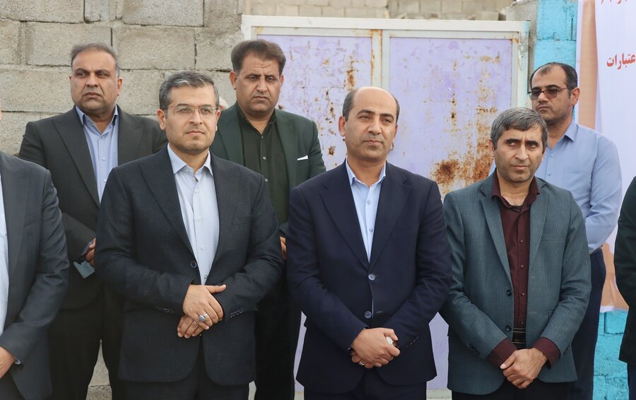 افتتاح واحد مسکونی مددجویی با مشارکت بهزیستی در روستای بنیاد شهرستان دشتی در دهه فجر