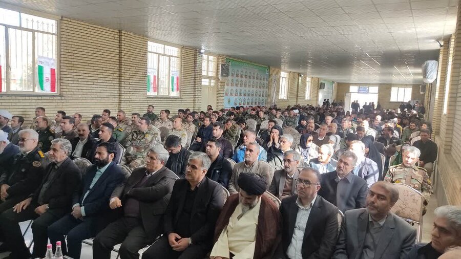 آیین غبارروبی و عطرافشانی مزار مطهر شهدا در سنندج برگزار شد 