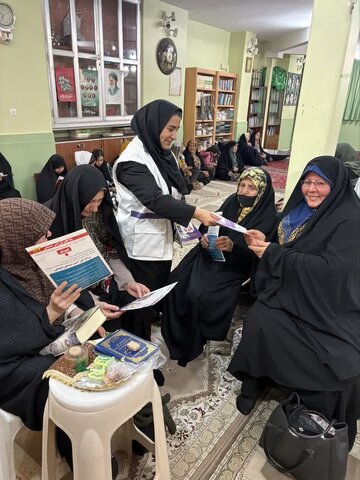 ساوجبلاغ | آگاهسازی در خصوص پویش "سلام محله" توسط کارشناسان اورژانس اجتماعی شهرستان ساوجبلاغ