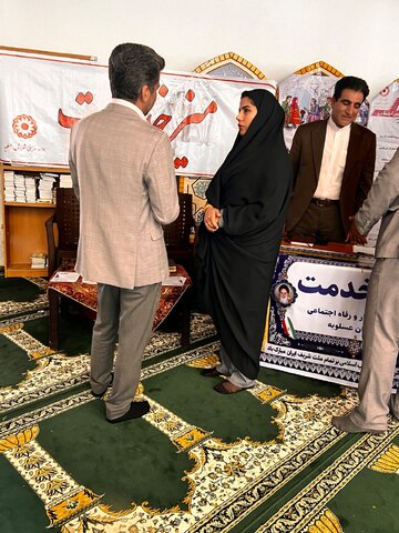 برپایی میز خدمت بهزیستی استان بوشهر به مناسبت دهه مبارک فجر با حضور مدیرکل و معاونین با شعار  «عدالت برای همه، آینده برای ایران»