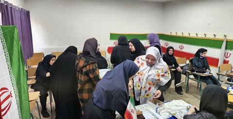 کرج | اجرای برنامه‌های فرهنگی و حمایتی با مشارکت خیرین در کرج برپا شد