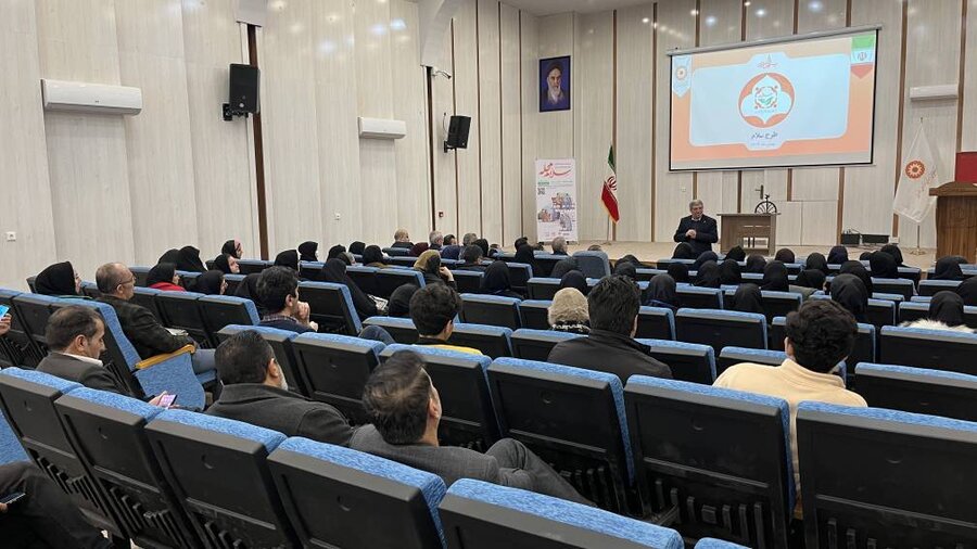 رضایتمندی و کاهش فاصله دولت و مردم وظیفه مدیران است