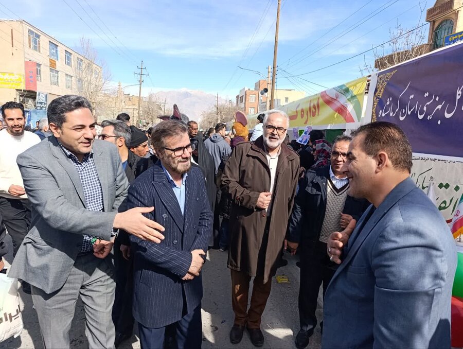 میز ارتباطات مردمی