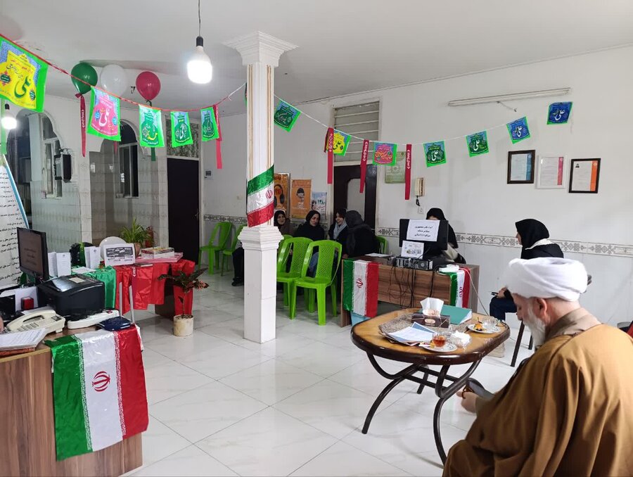 برگزاری پویش «سلام محله» و جشن انقلاب در مرکز مثبت زندگی ملایر