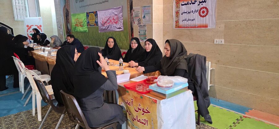 شهر قدس | برپایی میز خدمت بهزیستی شهرستان در قالب پویش «سلام محله» و ثبت‌نام داوطلبان