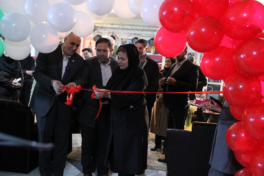 افتتاح کارگاه خیاطی و تولیدی کالای خواب ویژه زنان بهبود یافته استان فارس، امروز شنبه ۱۸ بهمن‌ماه، همزمان با آیین کشوری افتتاح پروژه‌های سازمان بهزیستی و به مناسبت گرامیداشت دهه مبارک فجر