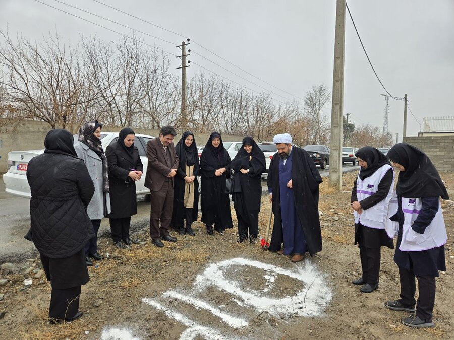 کلنگ زنی اورژانس اجتماعی