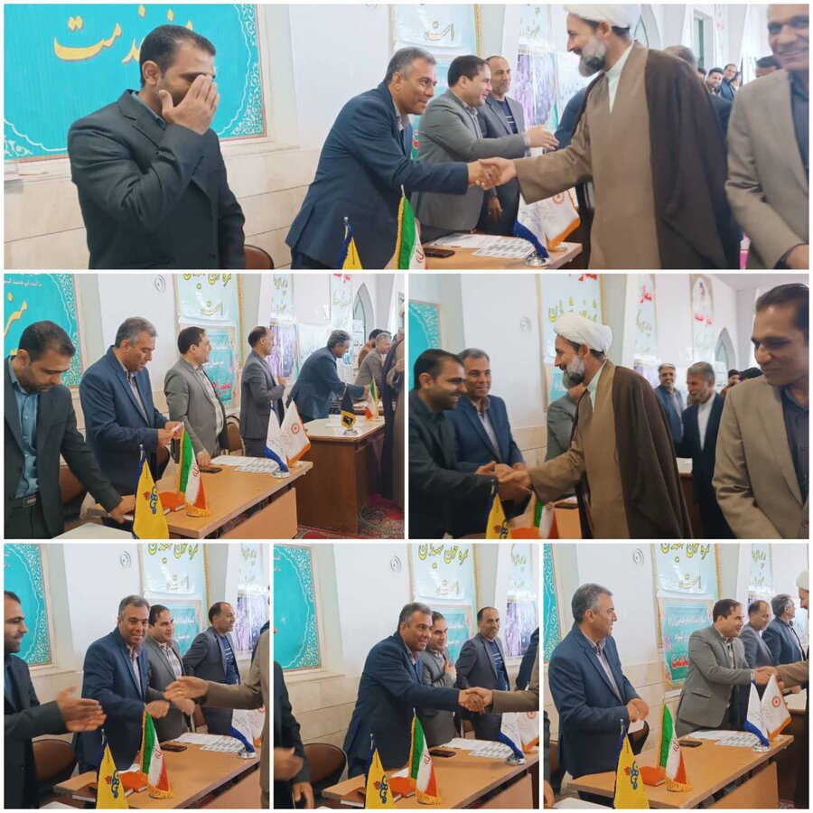 دهه فجر گرامی باد/برپایی میز خدمت بهزیستی در محل مصلی نماز جمعه