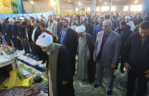 اشتهارد | رئیس بهزیستی اشتهارد در برنامه میزخدمت نماز جمعه پاسخگوی نیازهای جامعه هدف بهزیستی و عموم مردم بود