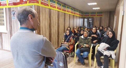 طالقان | به مناسبت دهه مبارک فجر / برگزاری دوره آموزشی تحول شناختی در اداره بهزیستی شهرستان طالقان