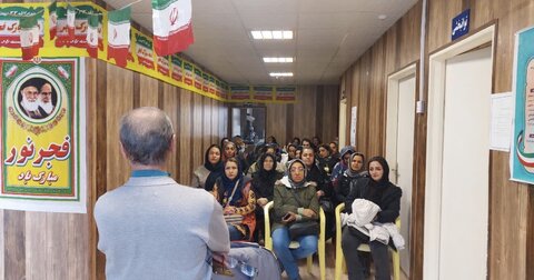 طالقان | به مناسبت دهه مبارک فجر / برگزاری دوره آموزشی تحول شناختی در اداره بهزیستی شهرستان طالقان