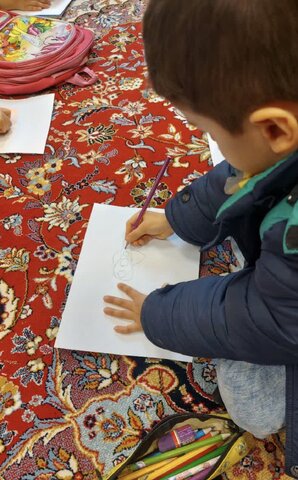 طالقان | به مناسبت دهه مبارک فجر /برگزاری مسابقه نقاشی ویژه کودکان پیش دبستانی در اداره بهزیستی شهرستان طالقان